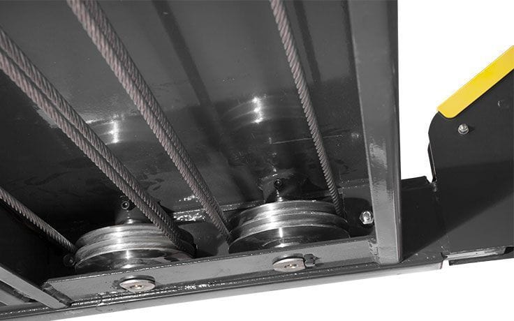 BendPak HD-9ST-110V 9000lb 4-Post Lift, Narrow Width 5175660